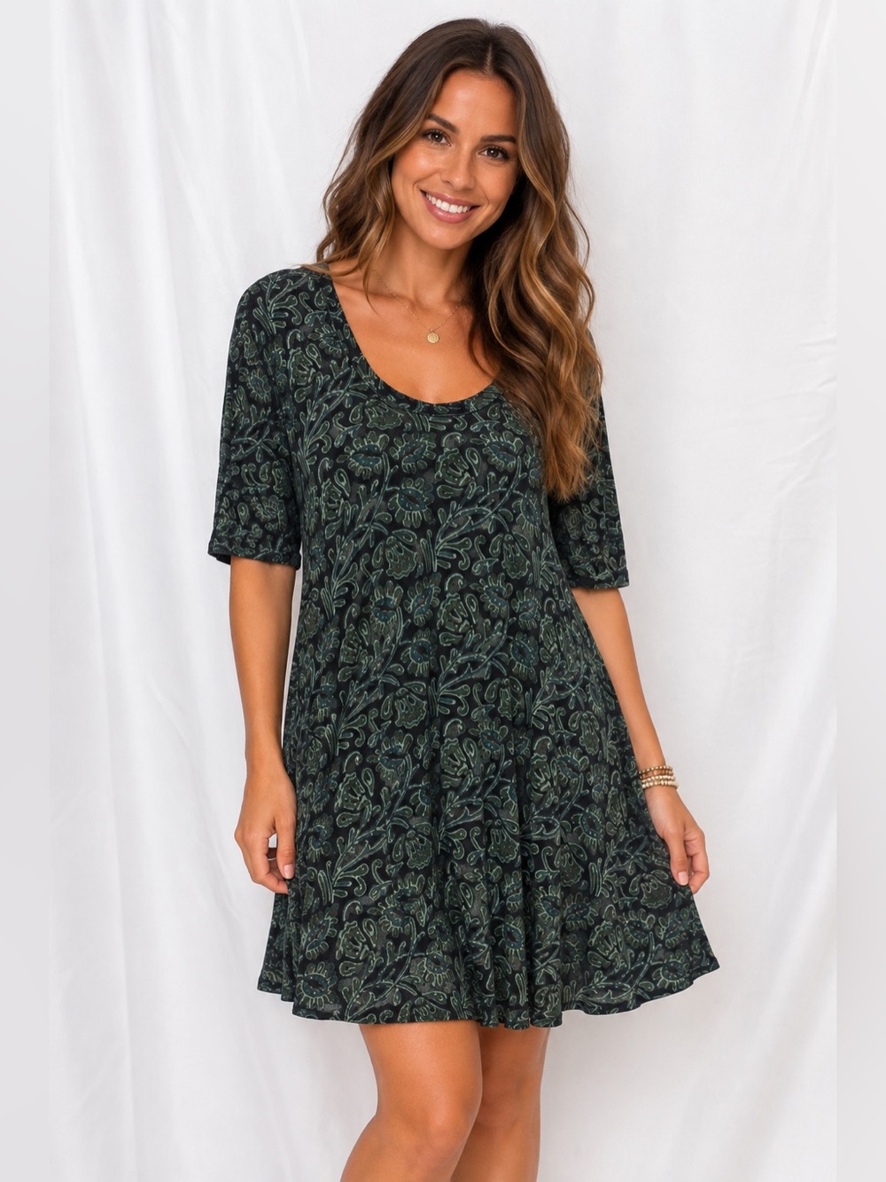 Natural Life Green Floral Swing Dress Boho Scoop Neck 3/4 Sleeve Medium